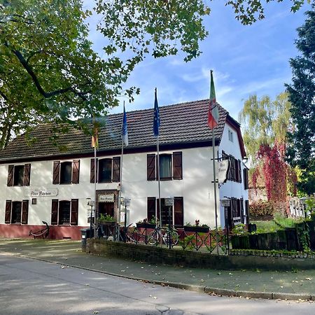 Hotel Altes Faehrhaus Duisburg Exterior foto